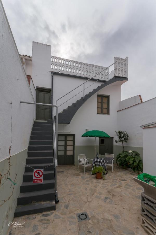 Apartamentos Tibula Museo Mérida Exteriör bild
